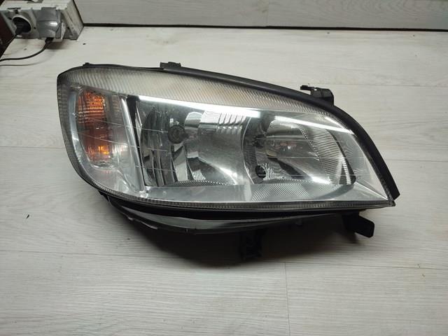 Правая блок фара 89100055 OPEL