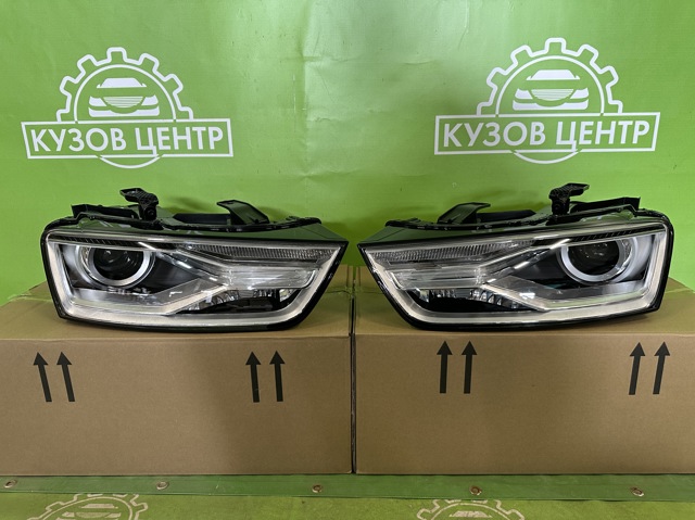 VAG 8U0941044C Правая фара в наличии Сумы