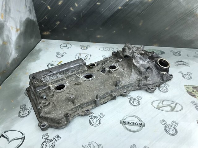 Крышка клапанная, левая 1120231030 TOYOTA