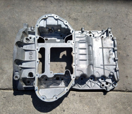 Защита двигателя 1211138090 TOYOTA