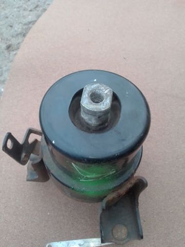 Подушка передней опоры двигателя 1236020090 TOYOTA