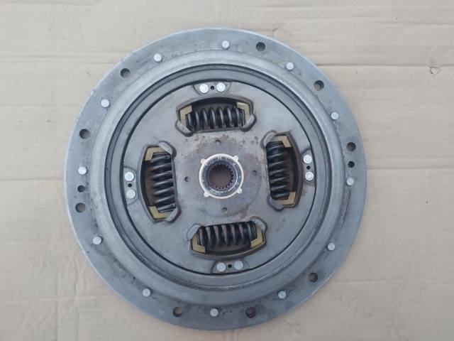 3127048010 TOYOTA Диск сцепления купить в Харьков