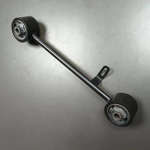 Балансир подвески задний правый 4871035060 TOYOTA