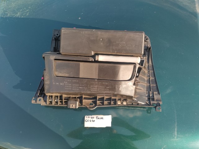 TOYOTA 5550160180A0 Крышка перчаточного ящика (бардачка) в наличии Тернополь