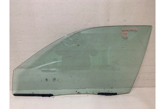 Стекло передней двери, левой 6810248050 TOYOTA