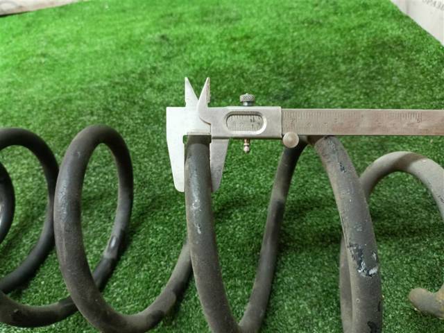 LAND ROVER LR001131 Пружина передняя в наличии Черкассы
