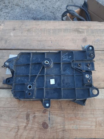 7440406190 TOYOTA Подставка аккумулятора купить в Житомир