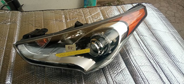 Фара дальнего света в сборе 921012V110 HYUNDAI