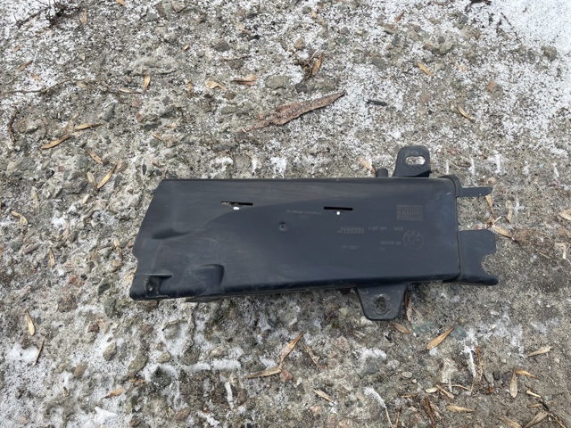 51747331784 BMW Воздуховод тормозного диска правый купить в Харьков