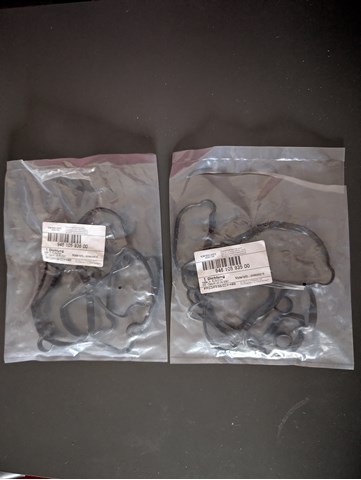 94610593600 PORSCHE Прокладка клапанной крышки двигателя левая купить в Запорожье