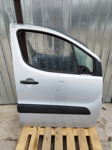 PEUGEOT 9004Z6 Дверь передняя правая в наличии Ужгород