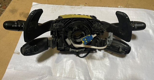 PEUGEOT 98062252XT Переключатель подрулевой правый в наличии Запорожье