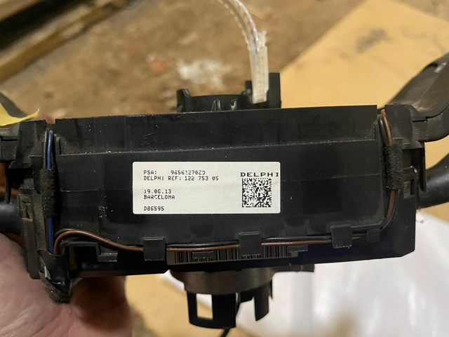 98062252XT PEUGEOT Переключатель подрулевой правый купить в Винница