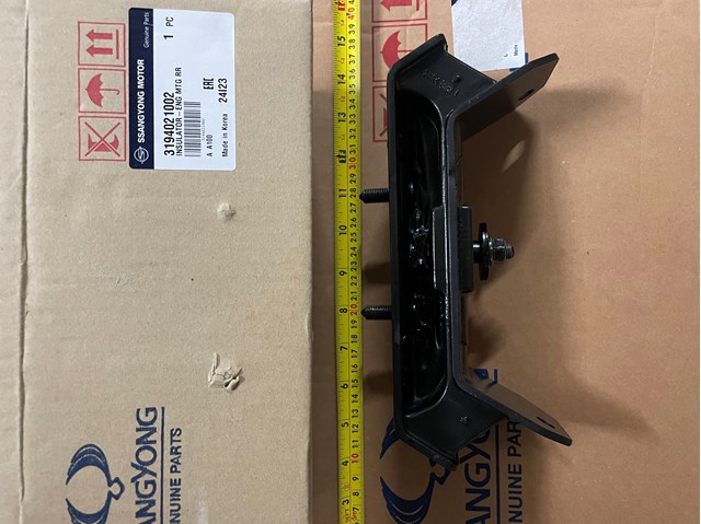 SSANG YONG 3194021002 Задняя опора двигателя в наличии Киев