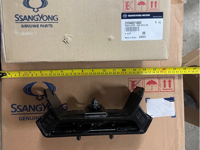 Задняя опора двигателя 3194021002 SSANG YONG