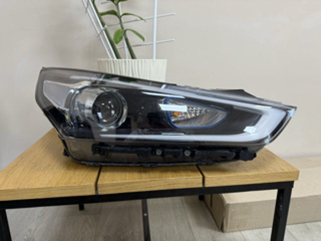 Фара основная правая 92102G2120 HYUNDAI