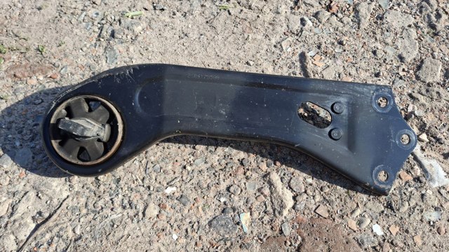 55280H3000 HYUNDAI Рычаг (тяга) задней подвески продольный нижний правый купить в Каменское