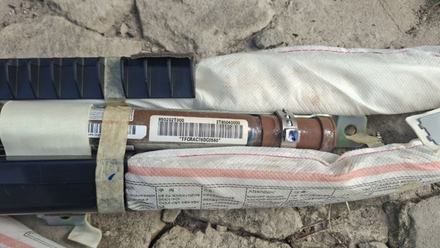 HYUNDAI 850202T000 Подушка безопасности (AIRBAG) шторка боковая правая в наличии Кривой Рог