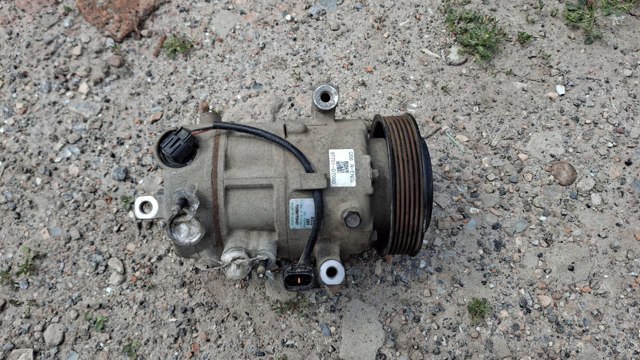Насос кондиционера 97701D7000 HYUNDAI
