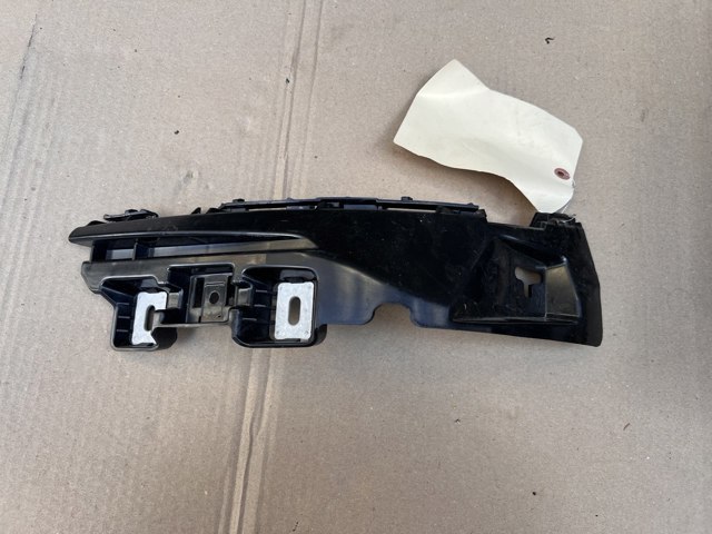 Кронштейн бампера заднего, правый A2058852265 MERCEDES