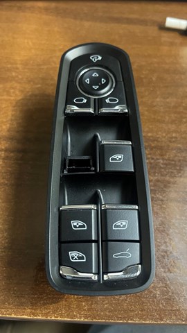 7PP959858AF PORSCHE купить в Ужгород