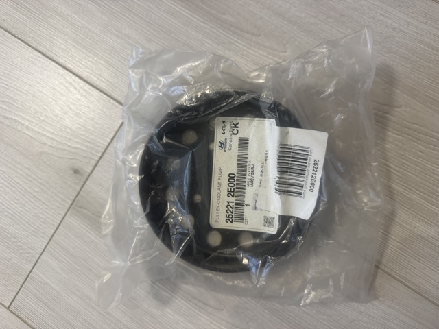 HYUNDAI 252212E000 Шкив водяной помпы в наличии Харьков