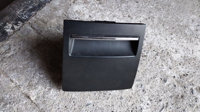 Пепельница центральной консоли 3T0857961B VAG