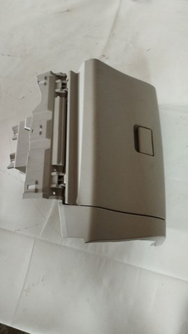 Ящик для перчаток 685203NF0A NISSAN