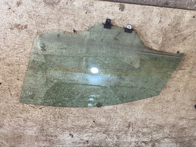 Стекло водительской двери 803013NA5A NISSAN