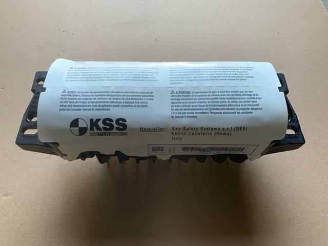 Подушка безопасности (AIRBAG) пассажирская 8T0880204B VAG