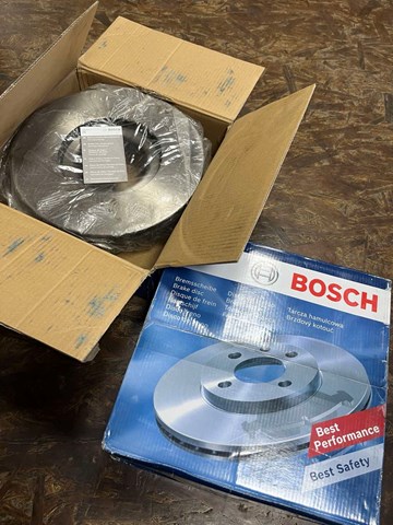 0986478407 BOSCH Диск тормозной передний купить в Чернигов