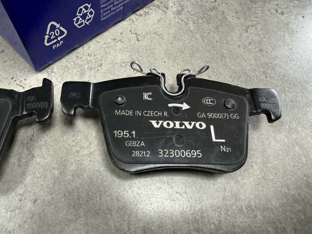 VOLVO 32287447 Колодки тормозные задние дисковые в наличии Полтава