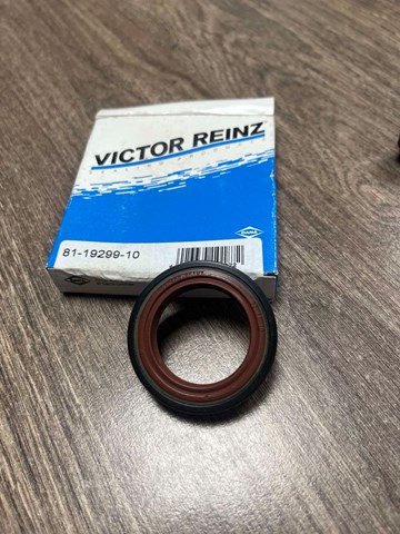 Сальник распредвала двигателя, передний 811929910 VICTOR REINZ
