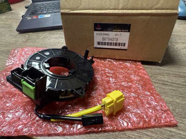 Подрулевой шлейф 8619A018 MITSUBISHI