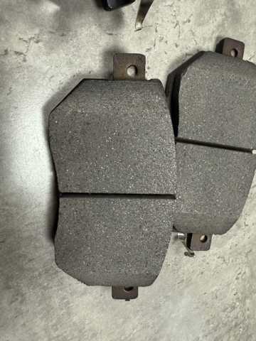 D10601AA0A NISSAN Передние тормозные колодки купить в Житомир