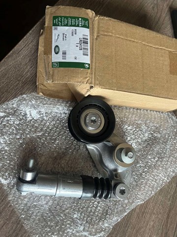 Роликовий модуль натяжителя ремня LR028880 LAND ROVER