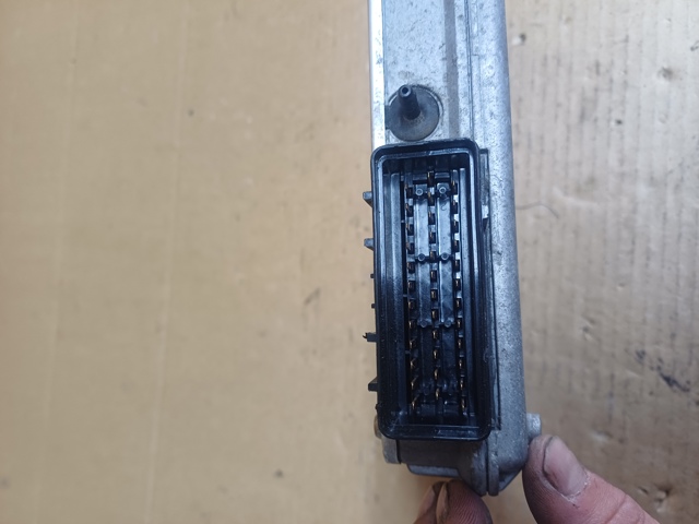 LAND ROVER MKC104392 в наличии Каменское
