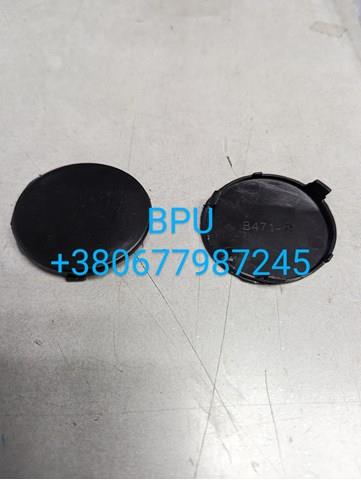 Передняя заглушка бампера буксировочного крюка Ford Focus II