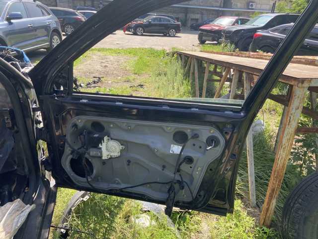 Пассажирская передняя дверь 1J4831056H VAG