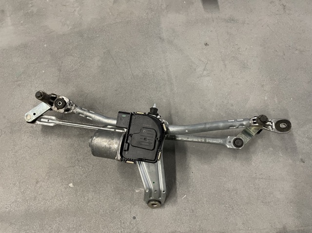Трапеция дворников 31425981 VOLVO