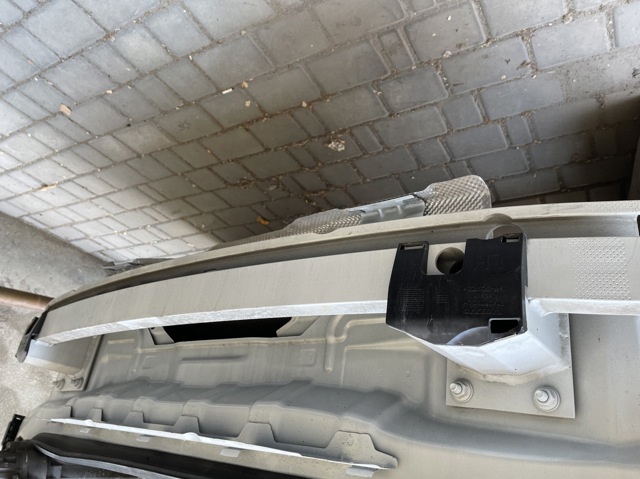 Усилитель бампера заднего 31698776 VOLVO