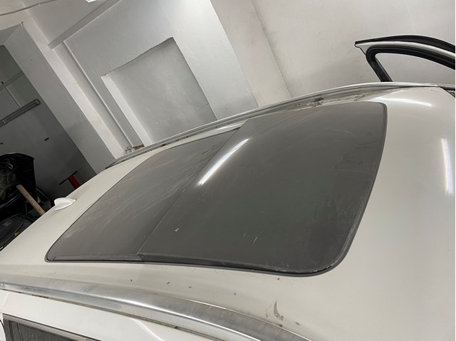 Крышка люка крыши, задняя 32342700 VOLVO