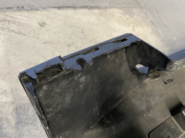 VOLVO 39791446 Накладка (молдинг) порога наружная правая в наличии Полтава