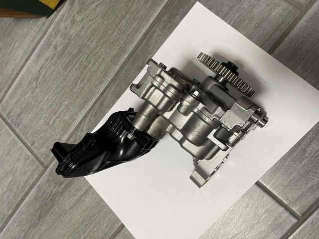 Помпа масляная PX1314100 MAZDA