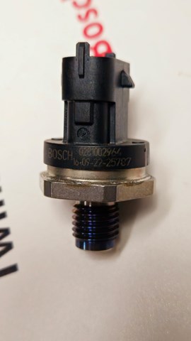 BOSCH 0281002964 Датчик давления топлива в наличии Львов