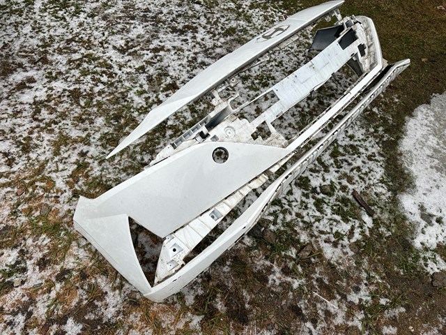 Накладка бампера переднего 86511AA010 HYUNDAI