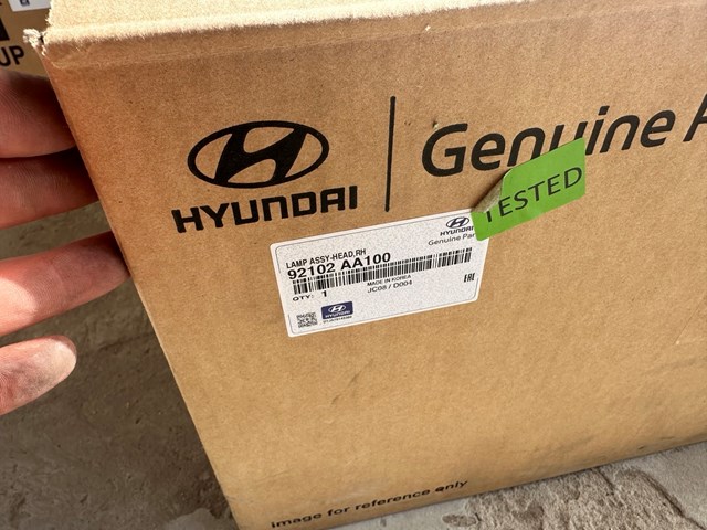 HYUNDAI 92102AA100 Правая фара в наличии Запорожье