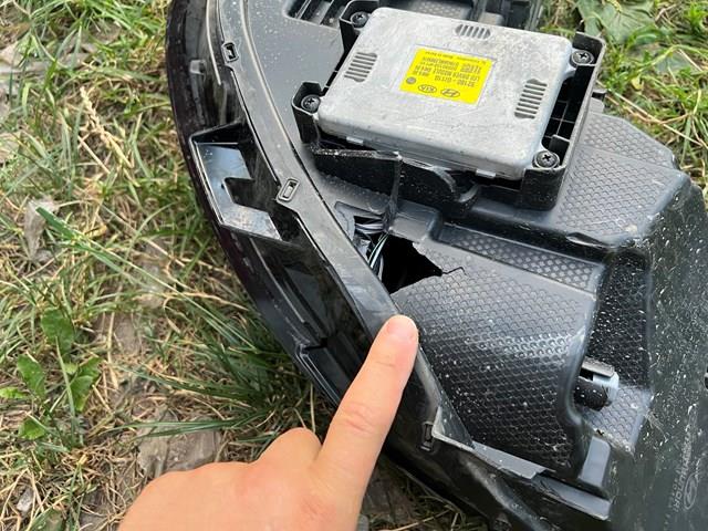 92102GI110 HYUNDAI Фара правая купить в Черкассы