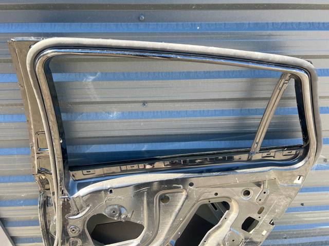 BMW 41527198162 Дверь задняя правая в наличии Сумы