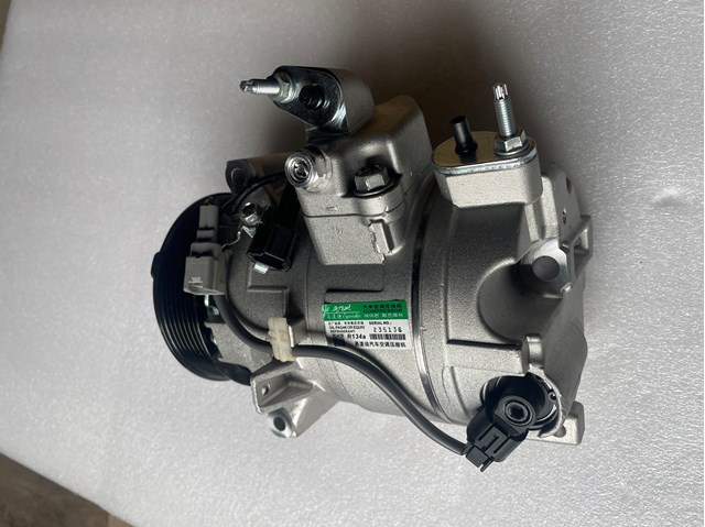 926001CB1E NISSAN Компрессор кондиционера купить в Винница